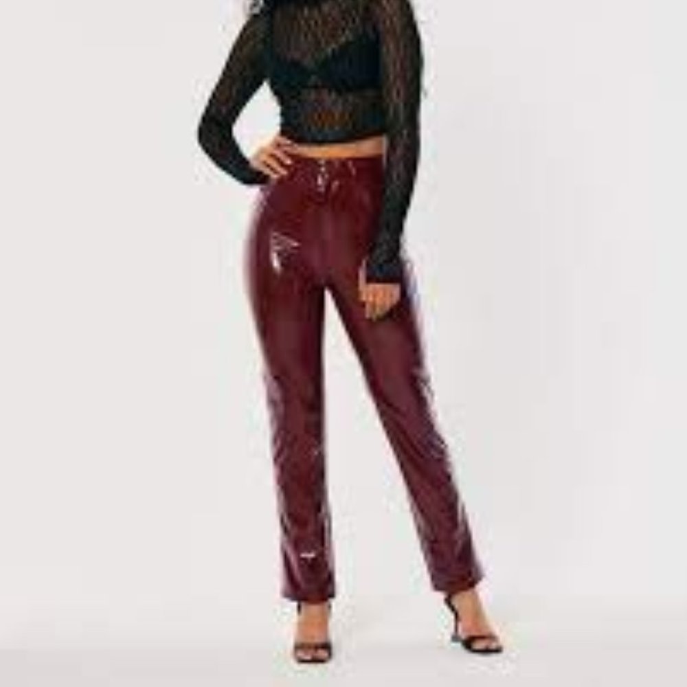 NWT Hollister Social Tourist Ultra High-Rise Vegan Patent Leather Straight Pant